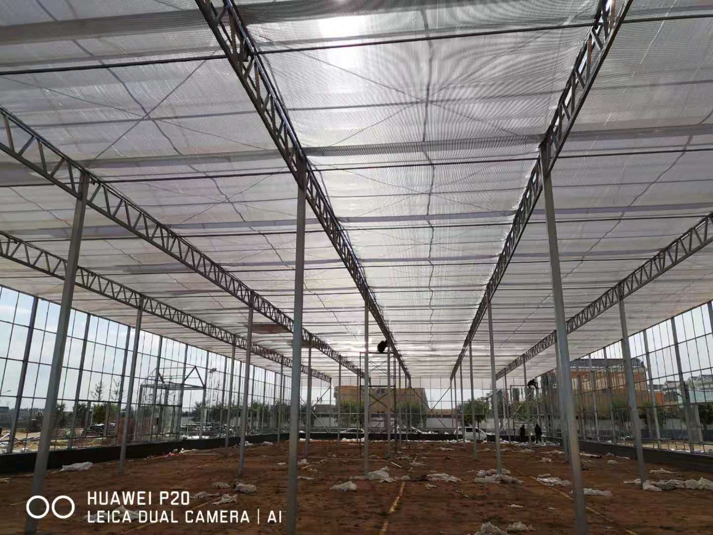 温室大棚内遮阳系统的功能解析与安装指南